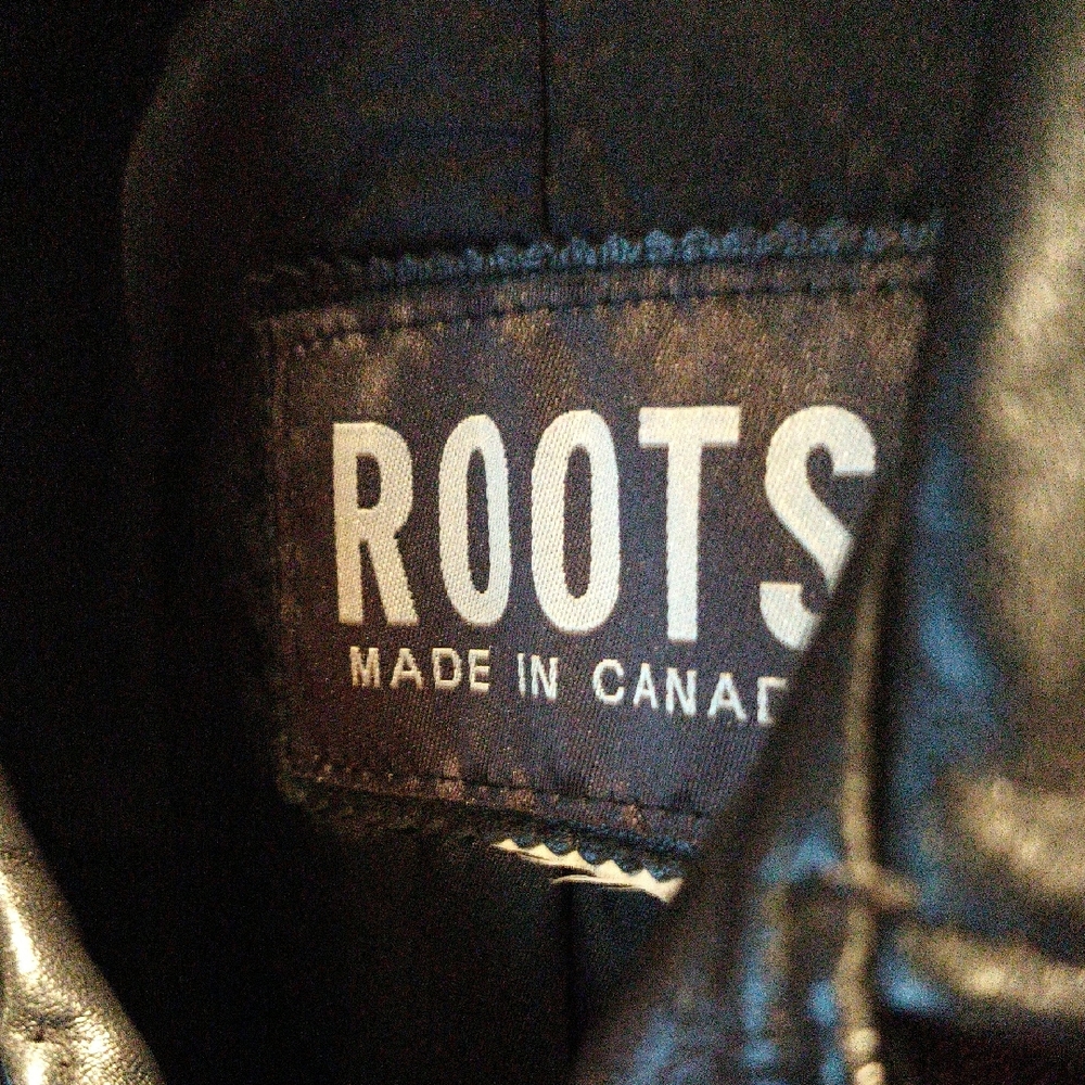 FINAL PRICE ROOTS Classic Black Leather Coat w Black Buttons & Vertical Pockets